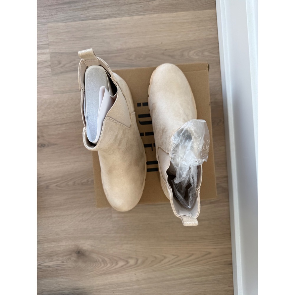 IDIFU B2RMY24STA Nude Faux Suede Lug Sole Chelsea Ankle Boots Size 9